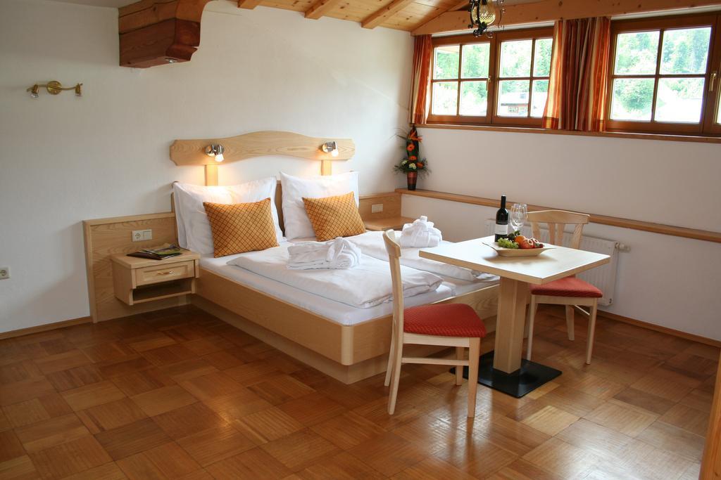Hotel Alpenrose Muehlbach Am Hochkoenig Phòng bức ảnh